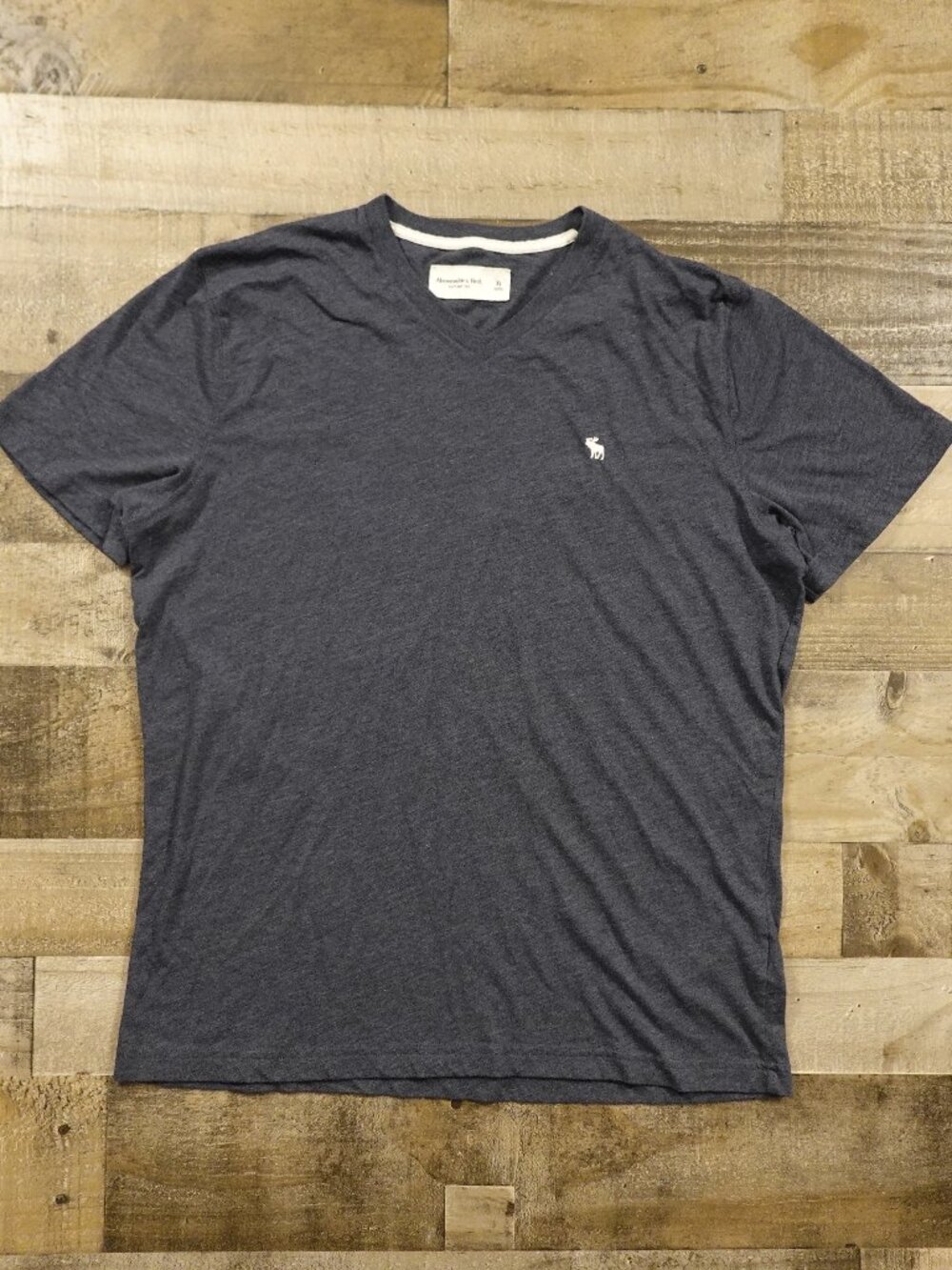 Abercrombie & Fitch SoftAF V-Neck Tee Men’s XL Heather Blue Casual